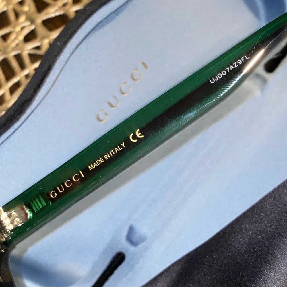 Use - Picture 7 of 9